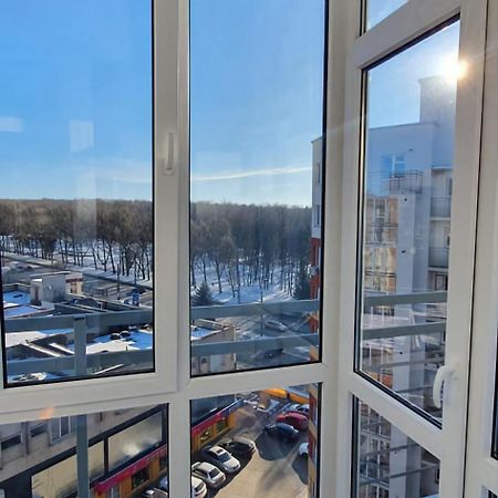 Квартира в новобудові біля парку Тернопіль Екстер'єр фото